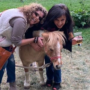 Meet your Posher, Fredda